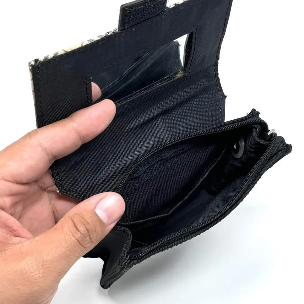 ▪️💠 🅱️URB3RRY COSMETIC POUCH 💠▪️ - Picture 9 of 11